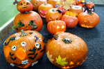 Halloweenské dýňování